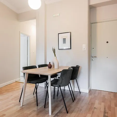 Zeus Temple View 2bd By Upstreet Apartment *
